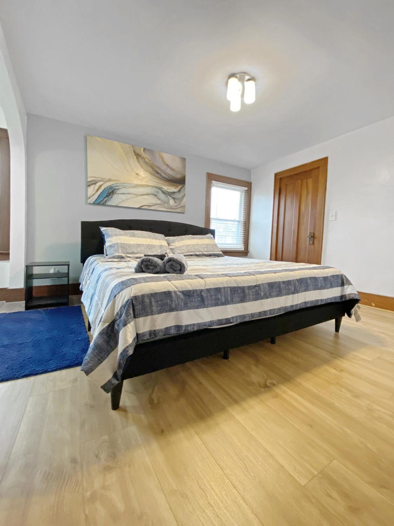 Lux 3Br, Steps From Airport, U Of R & Grocery Stores Rochester Zewnętrze zdjęcie