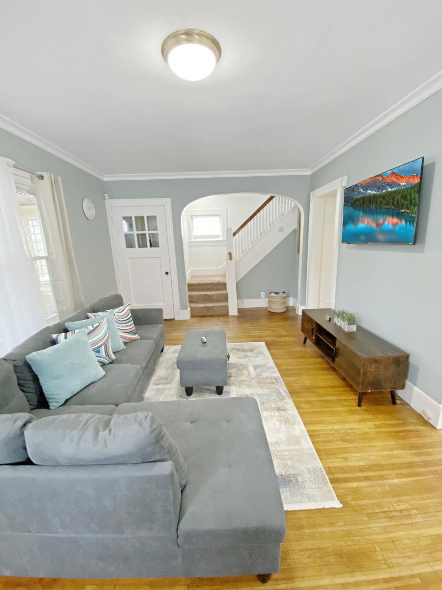 Lux 3Br, Steps From Airport, U Of R & Grocery Stores Rochester Zewnętrze zdjęcie